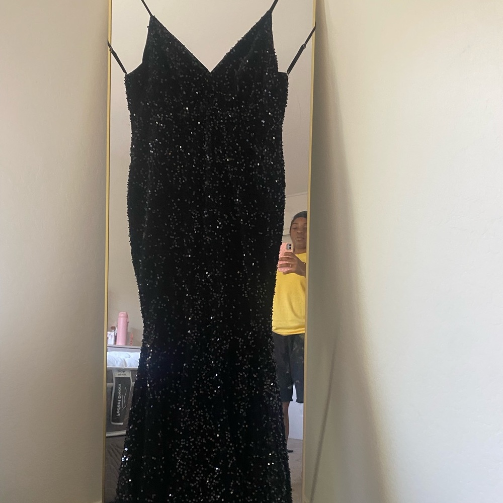 Black prom dress